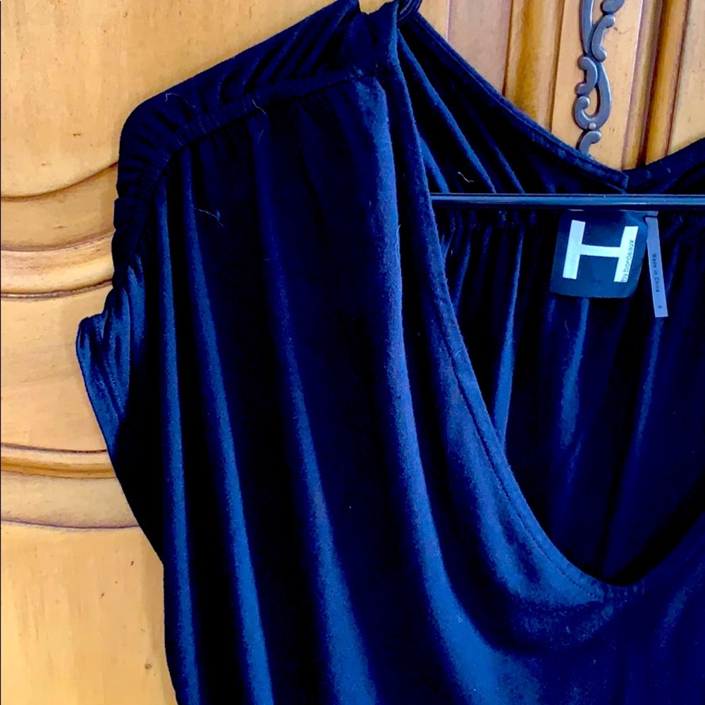 H by Bordeaux top